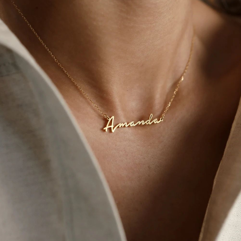 Personalisierte Edelstahl-Halskette mit Buchstabe 3