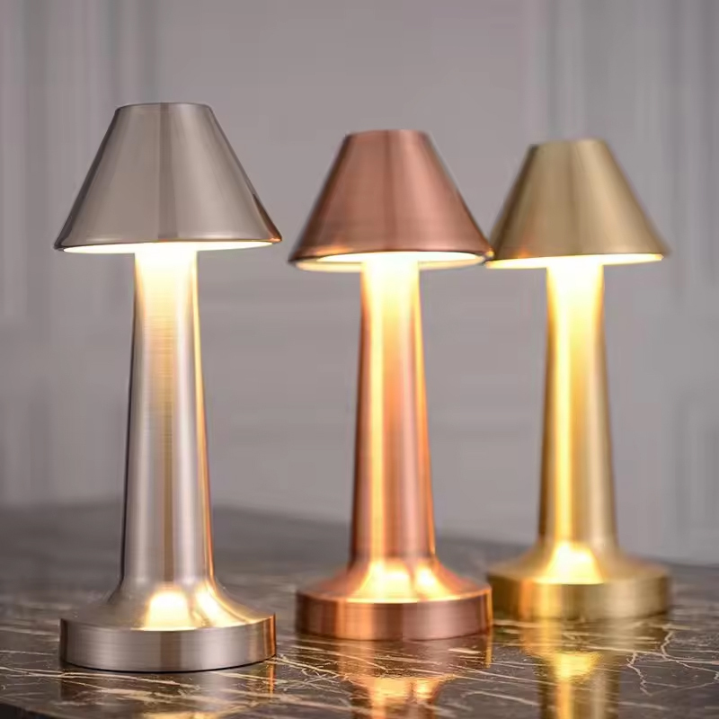 Pilz Tischlampe Touch Dimmbar USB 3 Farben 3