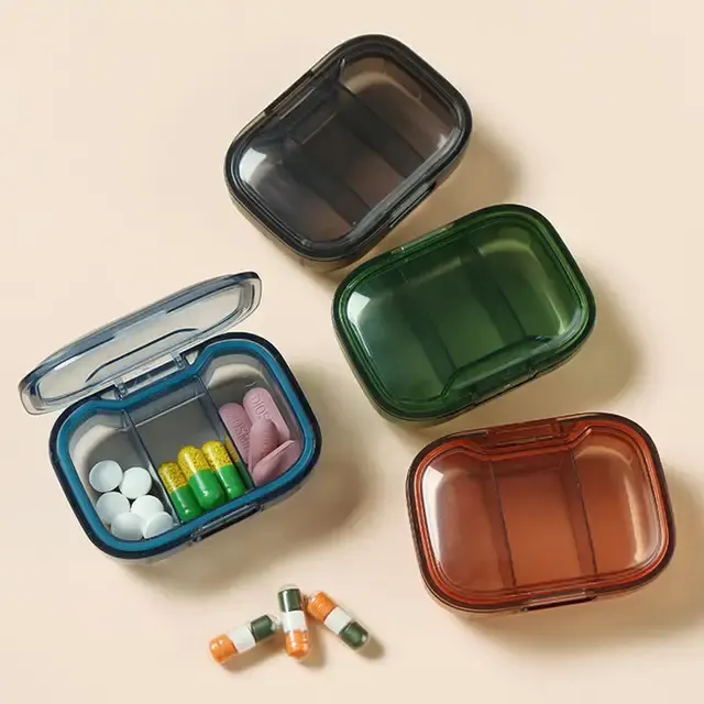 Tragbare Mini-Pillenbox im 3er-Set 4