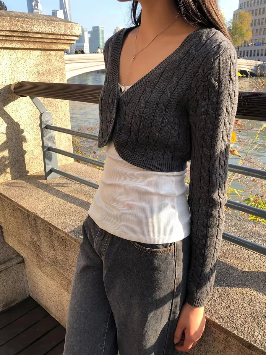 Cropped-Strickjacke 2