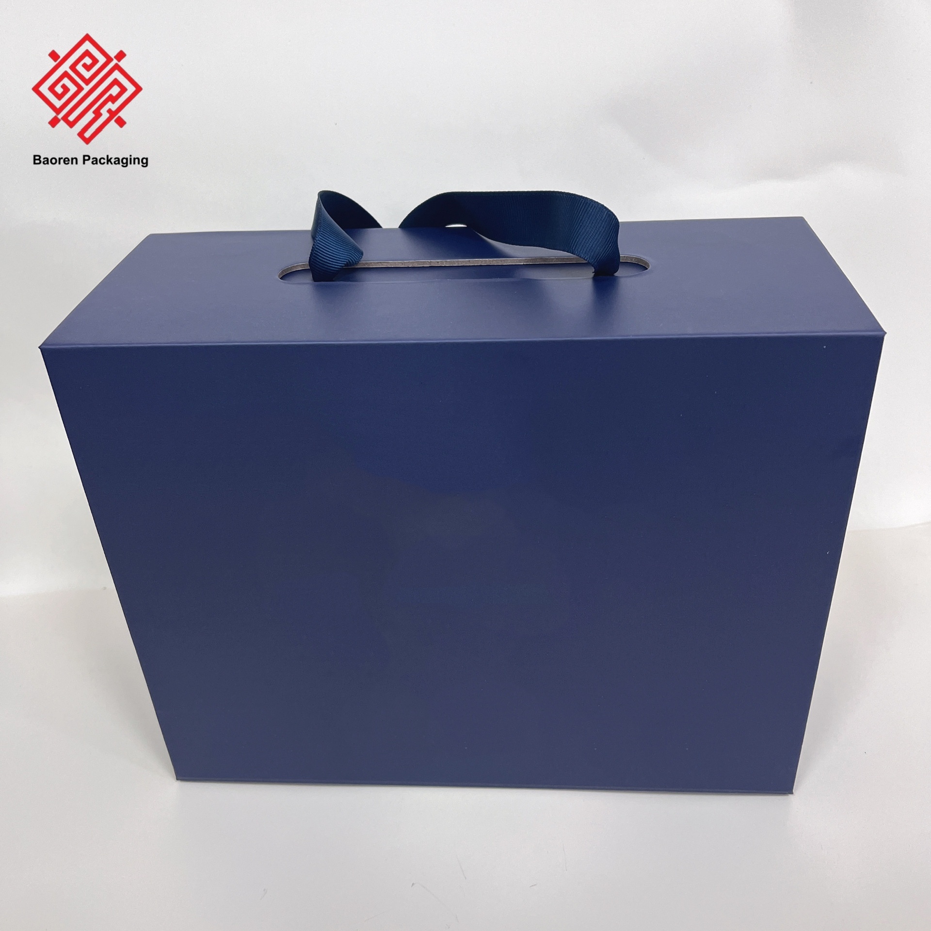 Extra große faltbare Geschenkbox mit Bandgriff 4