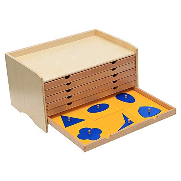 Montessori-Lernset aus Holzmaterialien 2