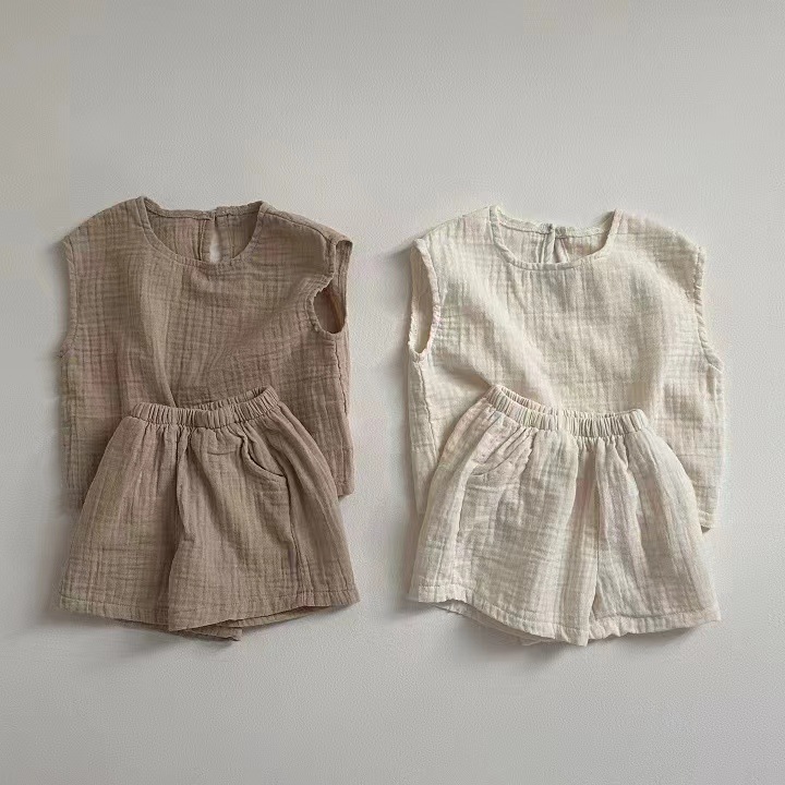 Kinder Weste Shorts-Set