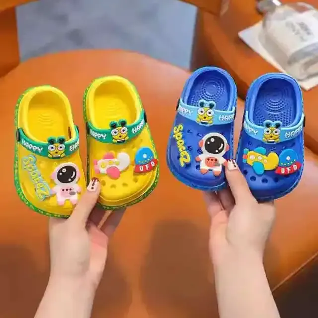 Kindersandalen 3