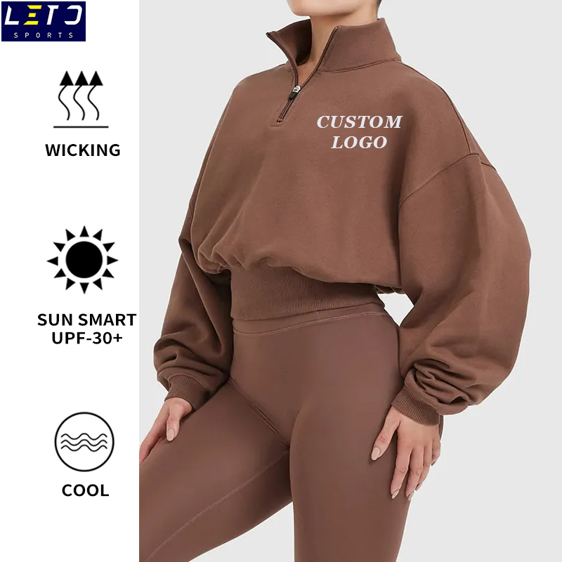 Cropped Hoodie 2