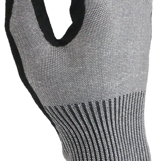Schnittschutzhandschuhe 4