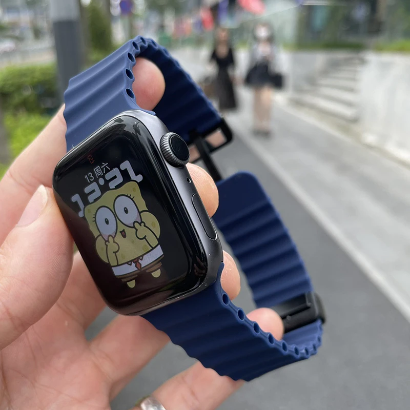Silikon-Magnetarmband für Apple Watch, Sportarmband 4
