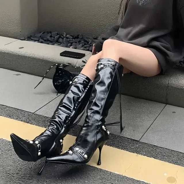 Ritterstiefel mit Quasten 4