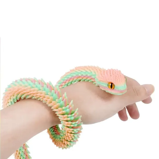 Realistische 3D-Schlangenfigur mit Gelenken 3