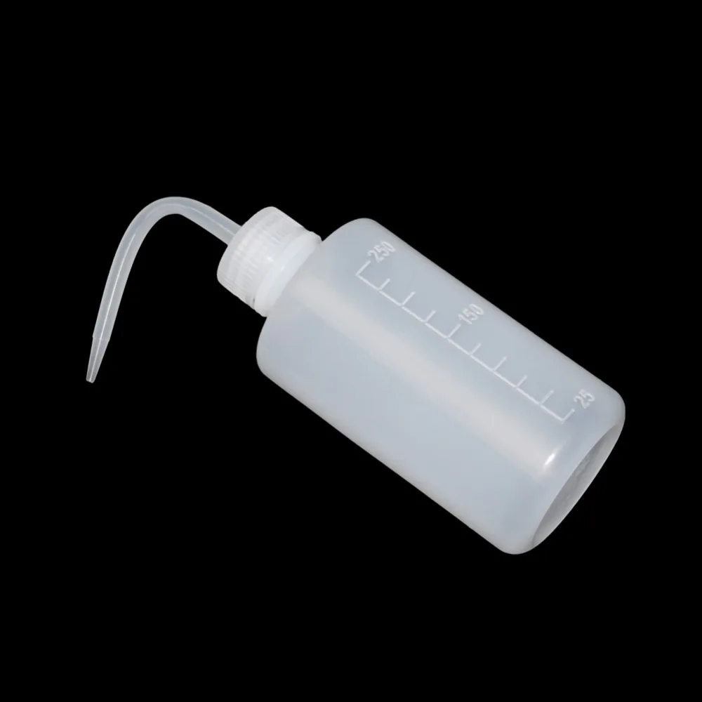 Pflanzen-Quetschflasche 3