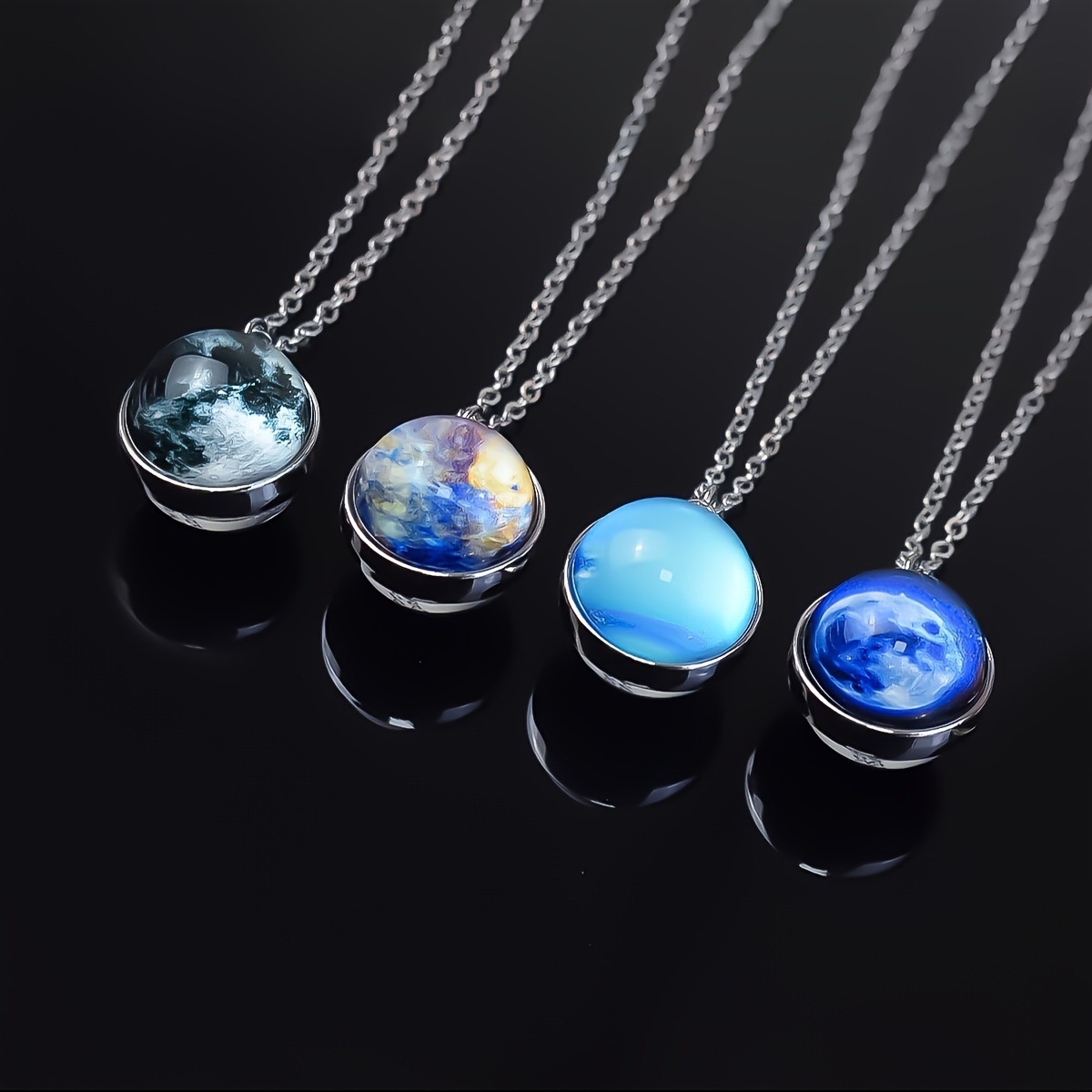 Solarsystem Legierungs-Anhänger mit Bambuskette