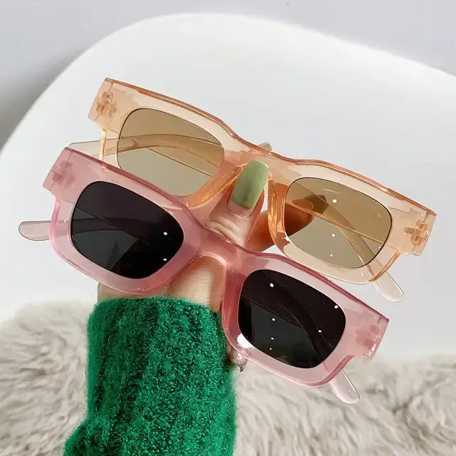 Quadratische Sonnenbrille 2