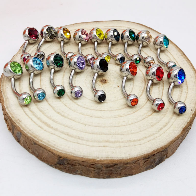 Bauchnabelpiercing