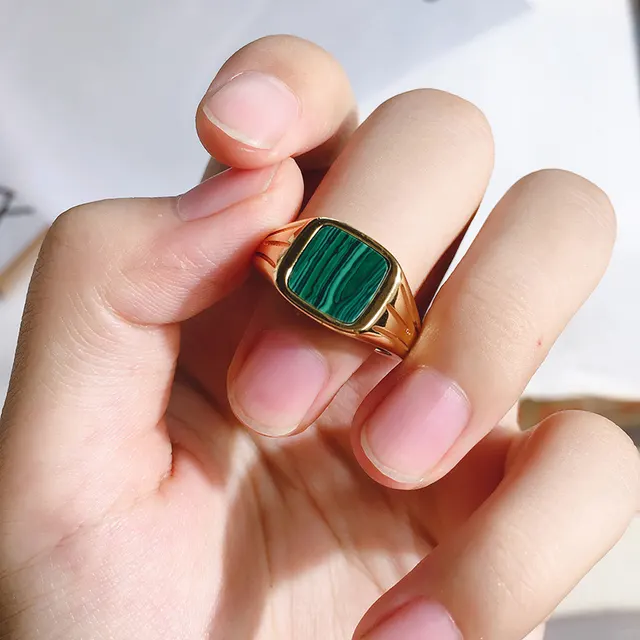 Edelstein-Ring 1