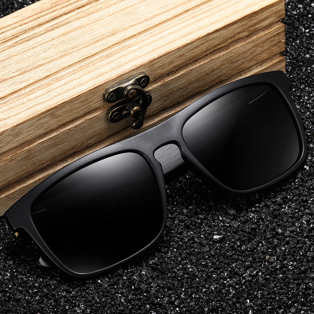 Bambus-Holz-Sonnenbrille mit roten Gläsern 4