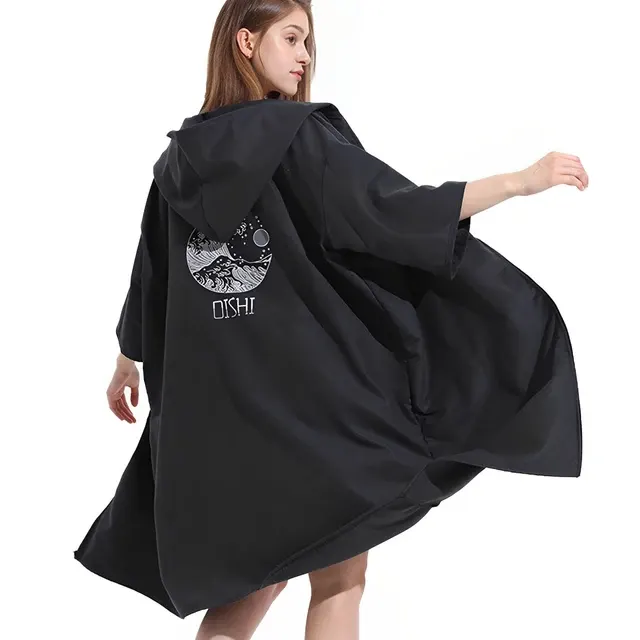 Strandponcho mit Kapuze 4