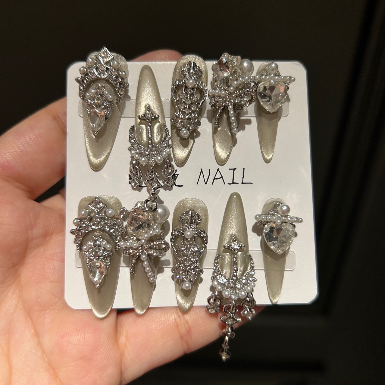 Quadratische Gel-Press-On-Nägel mit Strass 3