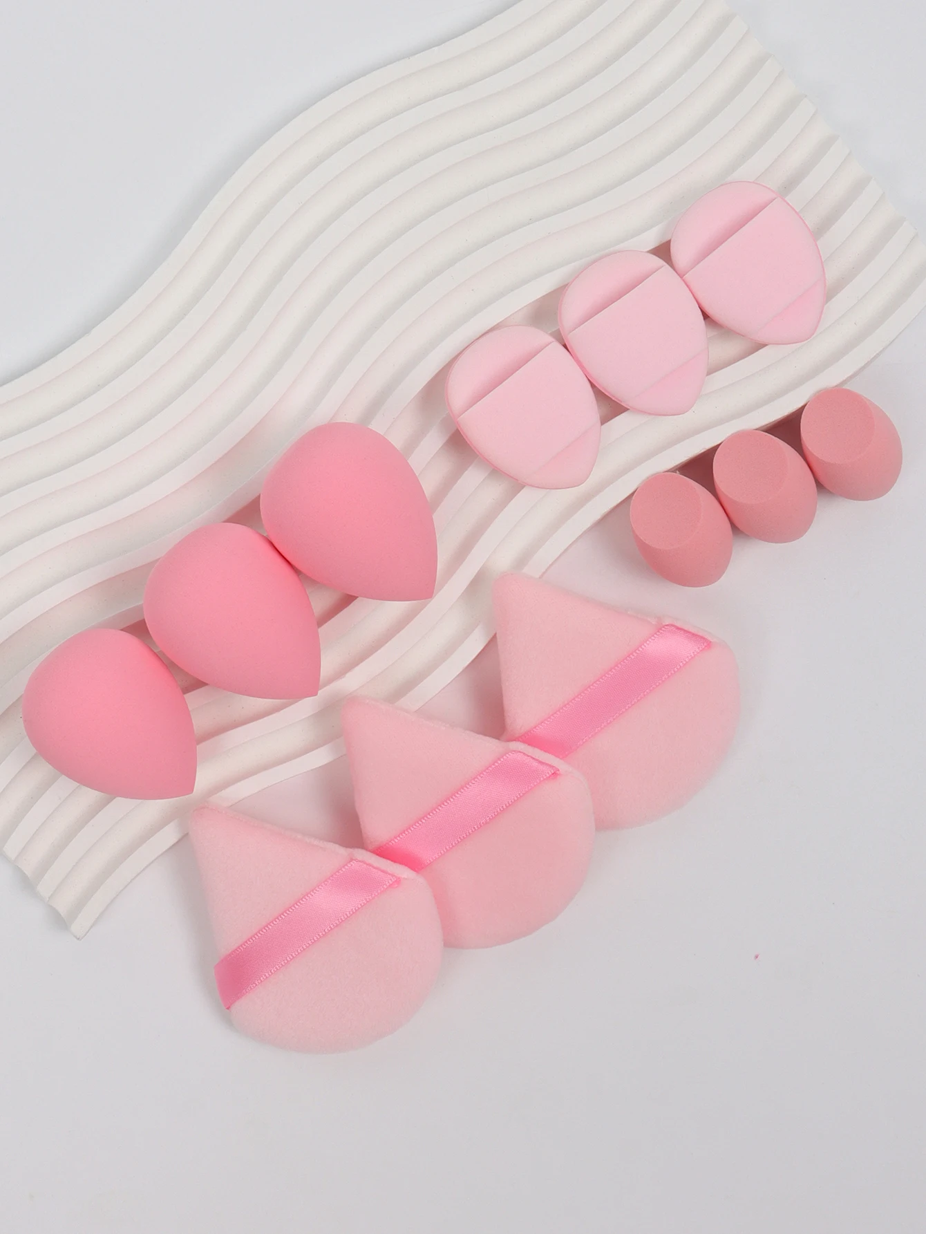12-teiliges Make-up-Schwamm-Set mit Beauty-Eiern 2