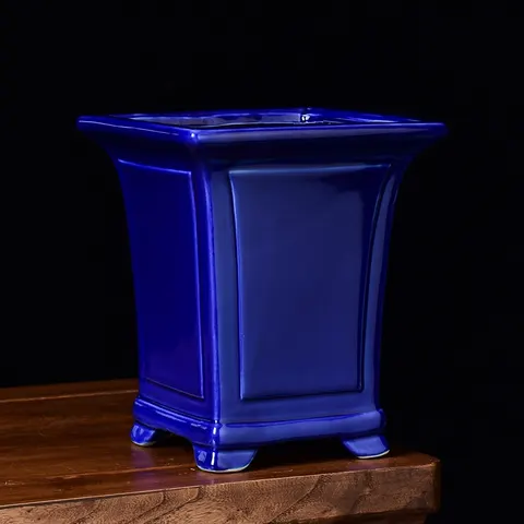 Eckiger Blumentopf