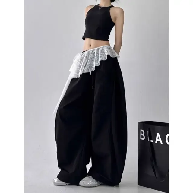 Y2K Streetwear Minirock mit Blumenstickerei 4