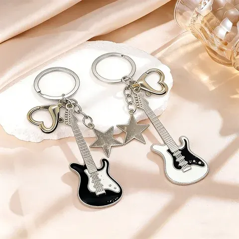 Gitarren-Schlüsselanhänger-Set