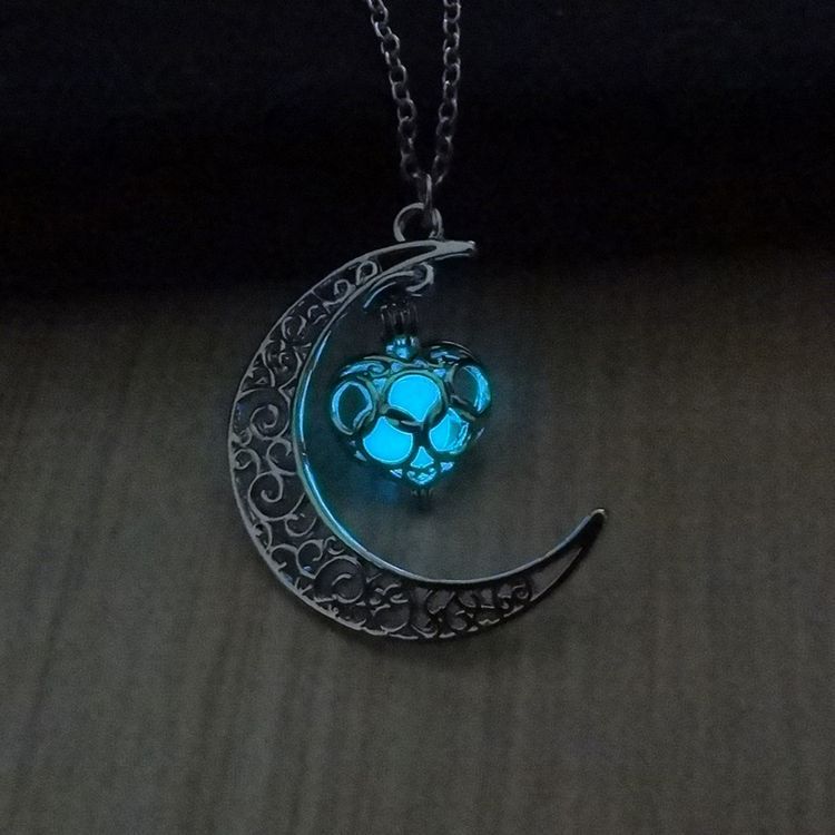 Versilberte Mond-Halskette, im Dunkeln leuchtend 4