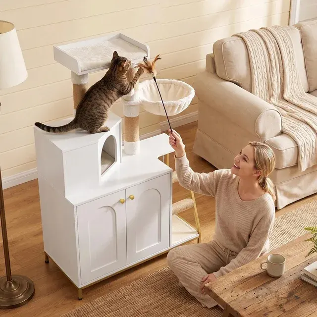 Katzenkratzbaum mit Katzentoilette 4
