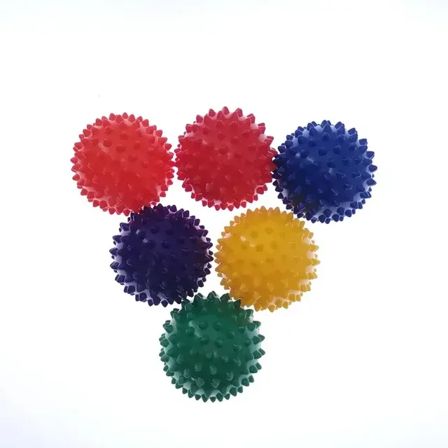 Massageball mit Noppen 3
