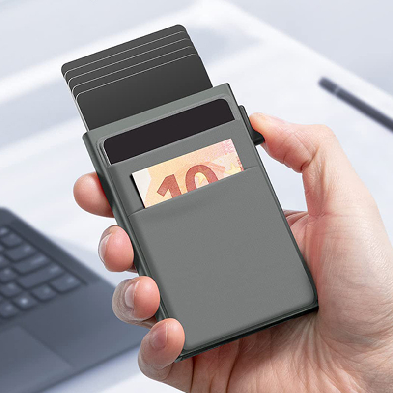 Kartenetui mit RFID-Schutz 4