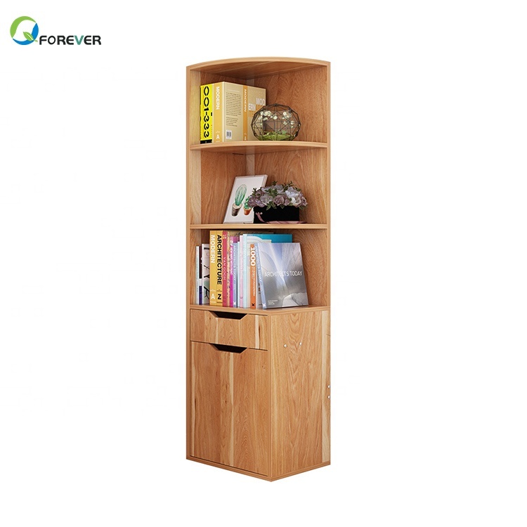 Wandregal aus Holz im Wohnzimmer-Design