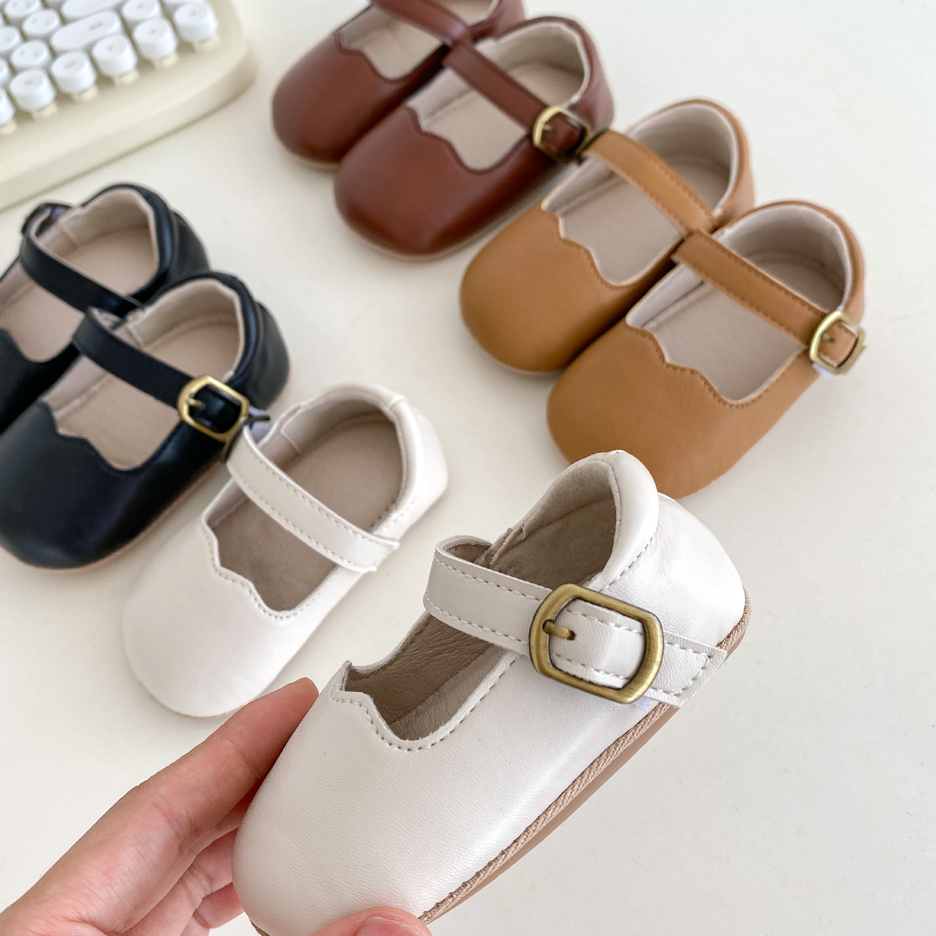 Babyschuhe