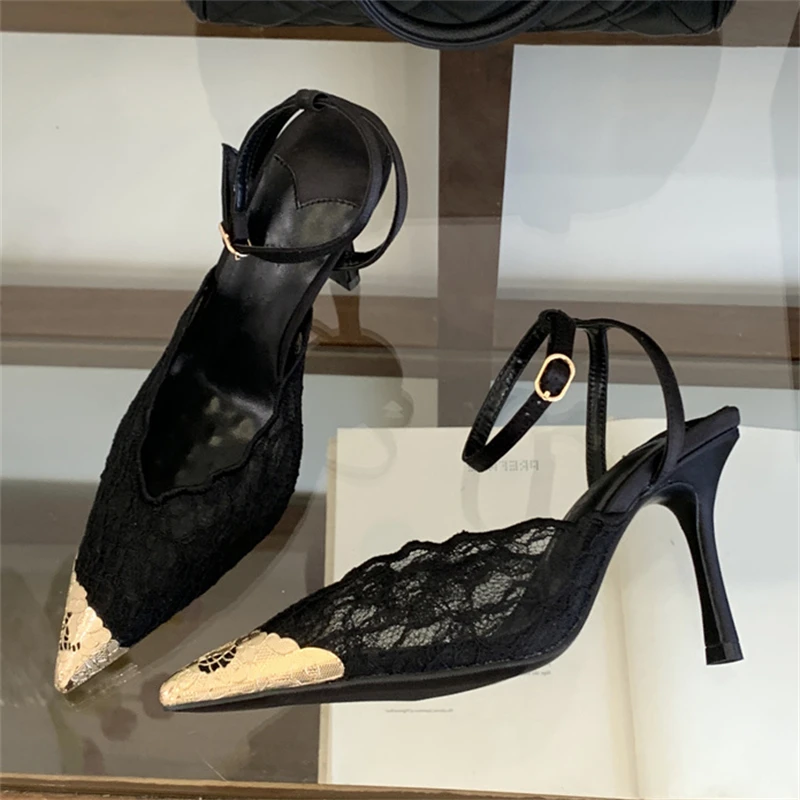 Spitzen-Pumps 3
