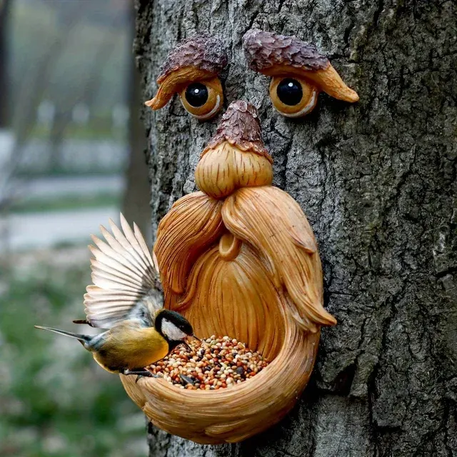 Baumgesicht-Skulptur 4