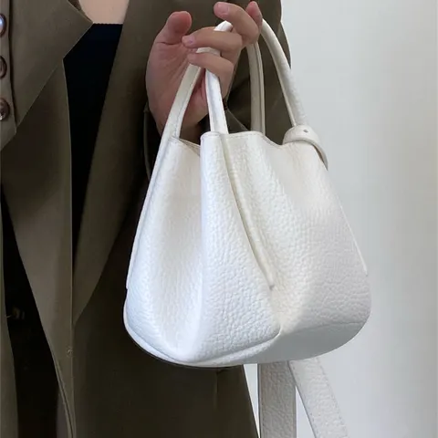 Leder-Beuteltasche