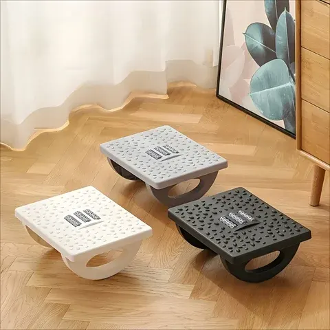 Fußstütze unter dem Schreibtisch