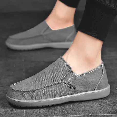 Atmungsaktive Canvas-Slipper zum Hineinschlüpfen