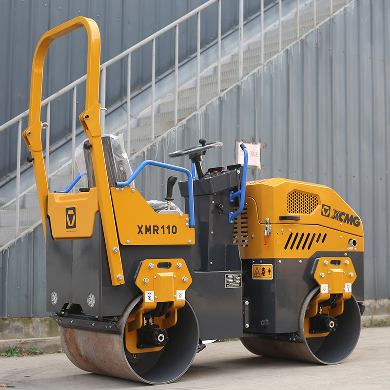 Mini-Vibrationswalze mit Dieselmotor 2