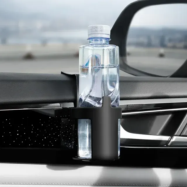 Auto-Getränkehalter 2