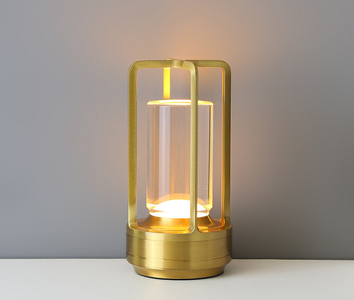 Wiederaufladbare LED-Nachtlampe mit Touch-Steuerung 2