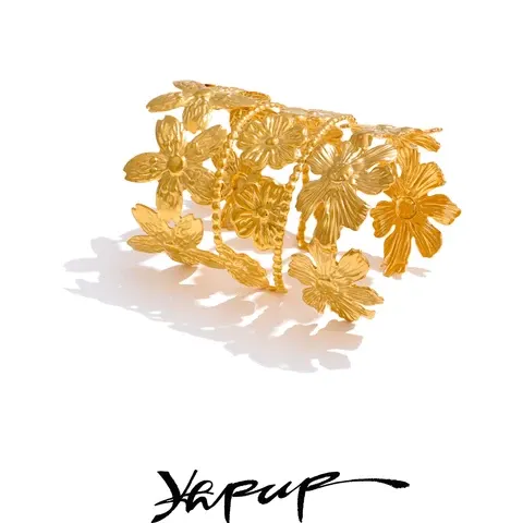 Blumen-Manschettenarmband vergoldet
