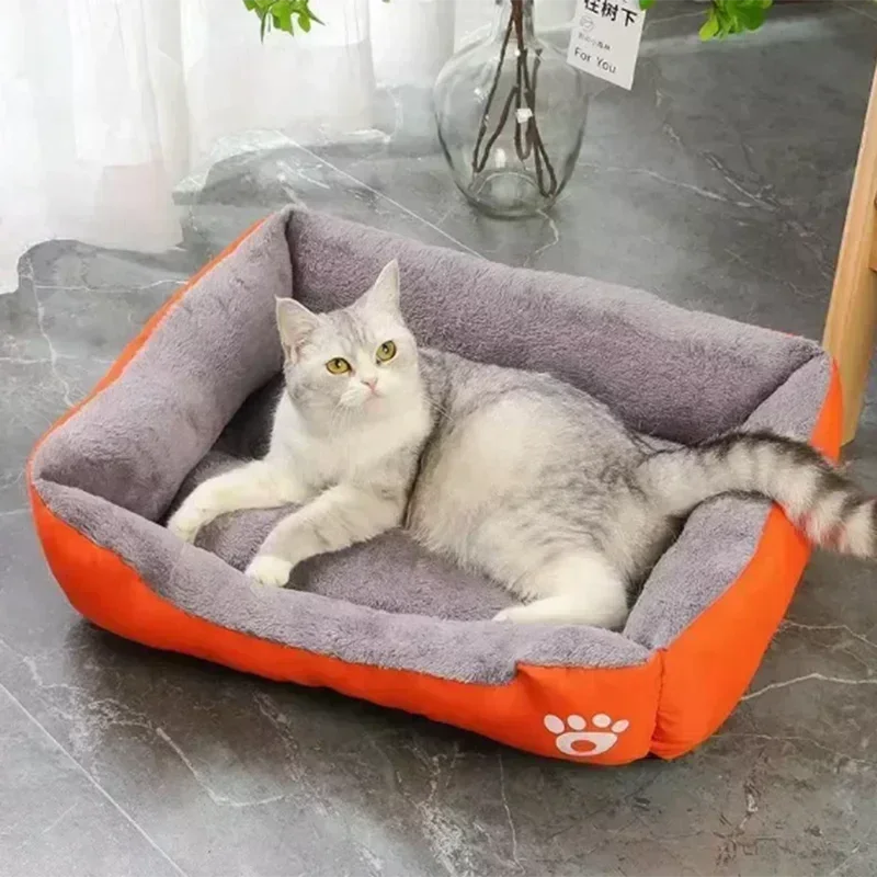 Halboffenes Winterwarmes Katzenbett mit Kissen 4