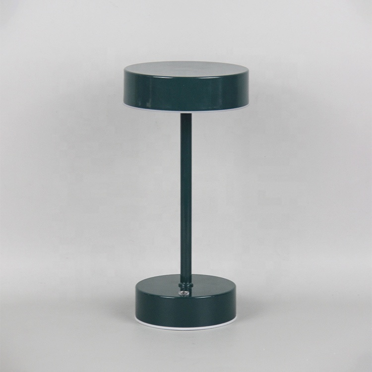 Dimmbare LED-Tischlampe mit Touch-Bedienung 4