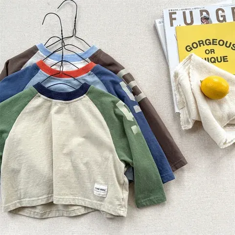 Kinder-Langarmshirt