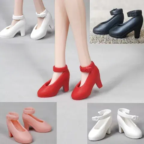 Puppenschuhe