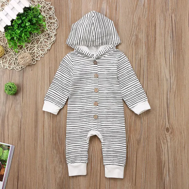 Baby-Strampler 1