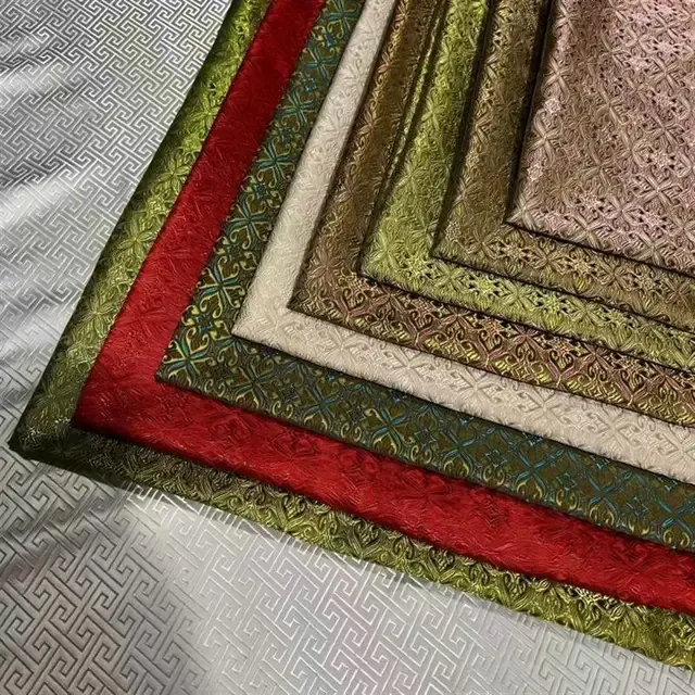Brokat-Satinstoff 2