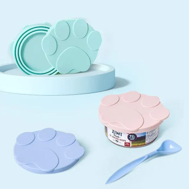 Silikon-Futterdeckel 2-in-1 mit Löffel 1