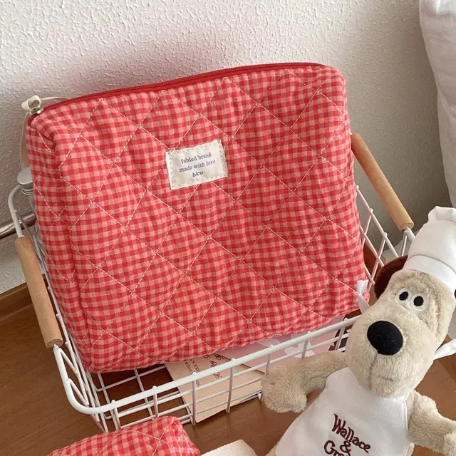 Kosmetiktasche 4