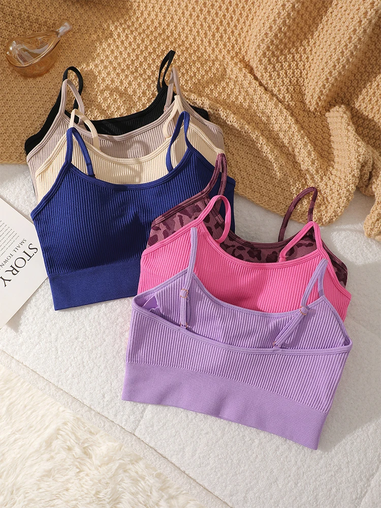 Crop-Top Bralette 4
