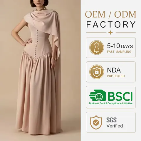 Elegantes einreihiges Maxikleid mit Plissee